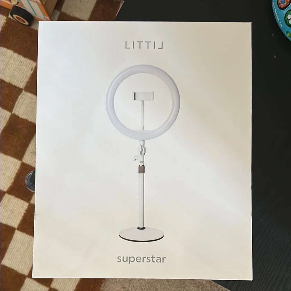 Superstar Ring Light with Stand - White (New in box)